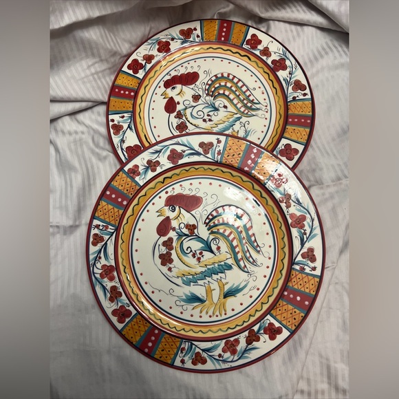 DINE Italian Pottery  By HD Designs 10.5”Dinner Plates Rooster 2 PC Lot - Picture 1 of 5
